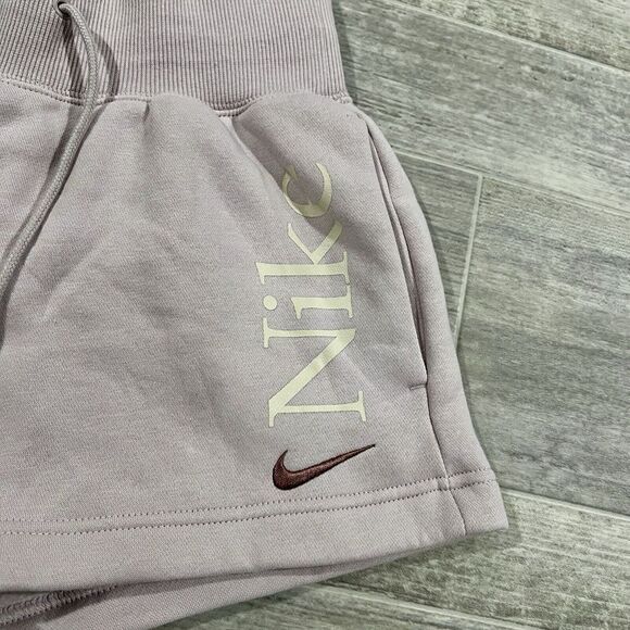 Nike Women's Sportswear Phoenix Fleece High Waisted 2" Logo Shorts FN2821-019 XS - Picture 5 of 9